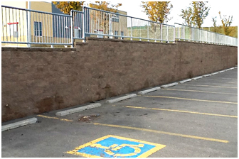 Shopping Centre Vertical Retaining Wall with no Set Back